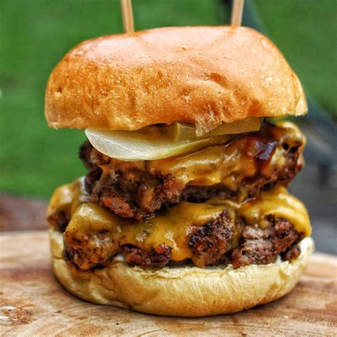 Charred burger - Earn free food with the new Charred Burger + Bar app. Download now! Omaha (402) 779-8430; 1150 Sterling Ridge Drive Omaha, NE 68144; Facebook-f Twitter Instagram. Lincoln (531) 249-1267; 2910 Pine Lake Road Suite N Lincoln, NE 68516; Facebook-f Twitter Instagram. Southport. Coming soon!